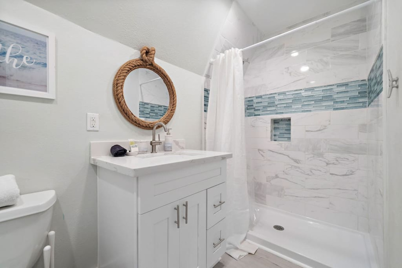 Another angle of the bathroom