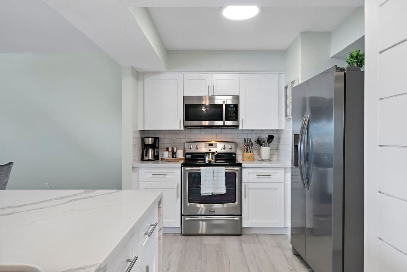 A kitchen perfect for preparing meals for the family!
