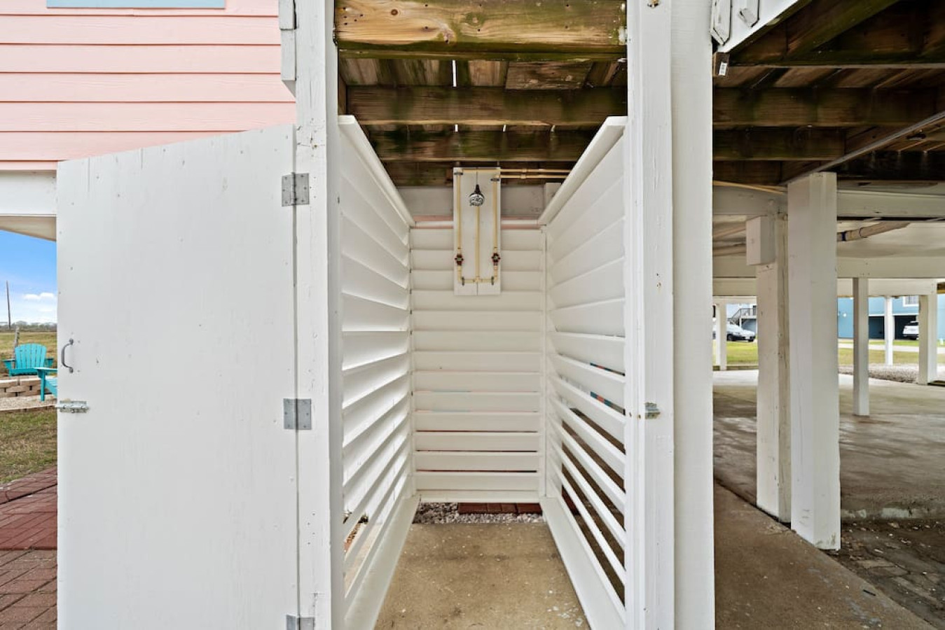 Enjoy the fresh air with a relaxing outdoor shower