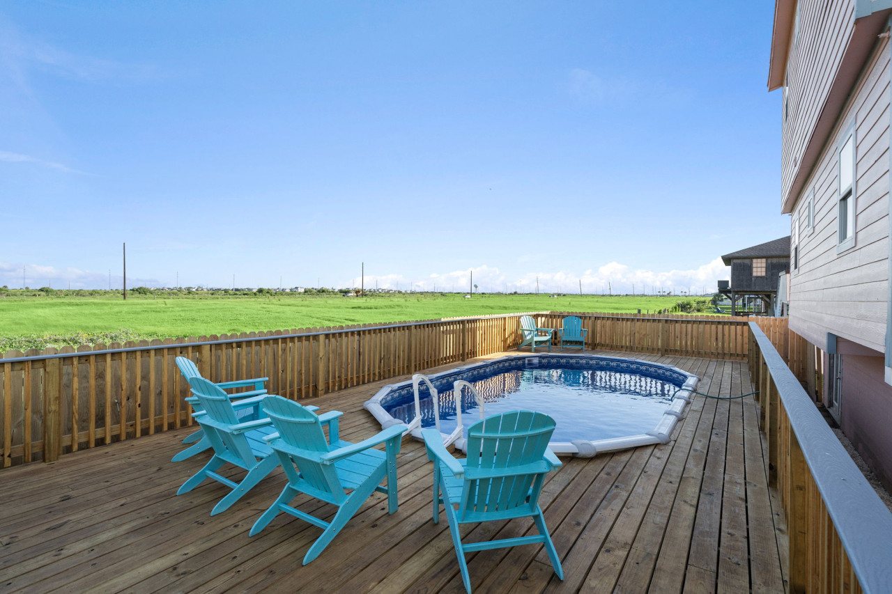 Another angle of the pool