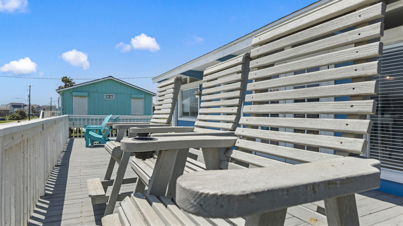 Unwind with ocean breezes from the deck