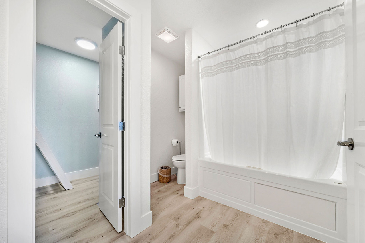 A luxurious bathroom ready for you to enjoy