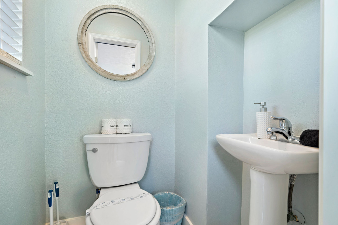 Feel pampered in this beautiful bathroom