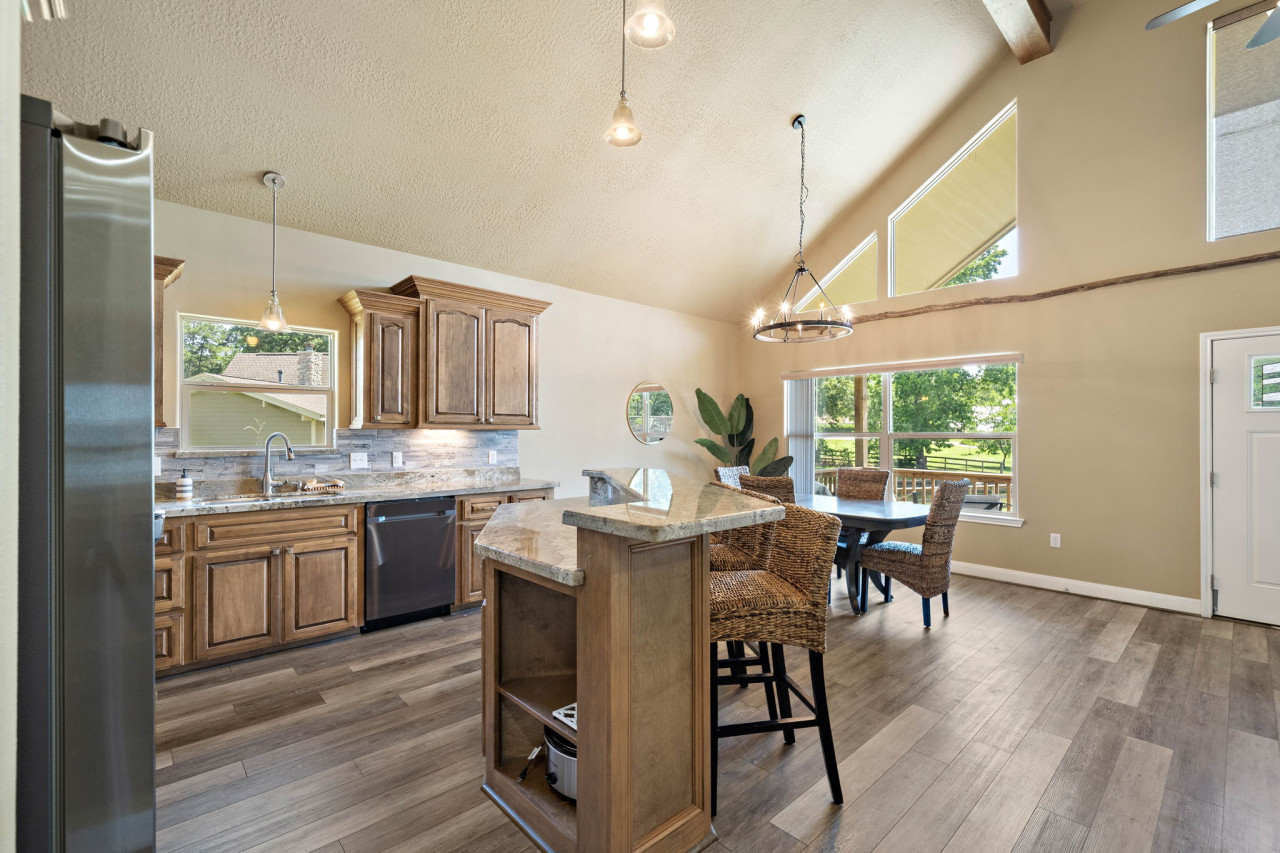 A kitchen perfect for preparing meals for the family!
