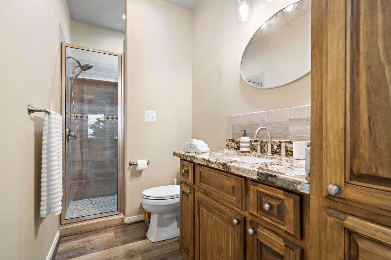 Feel pampered in this beautiful bathroom