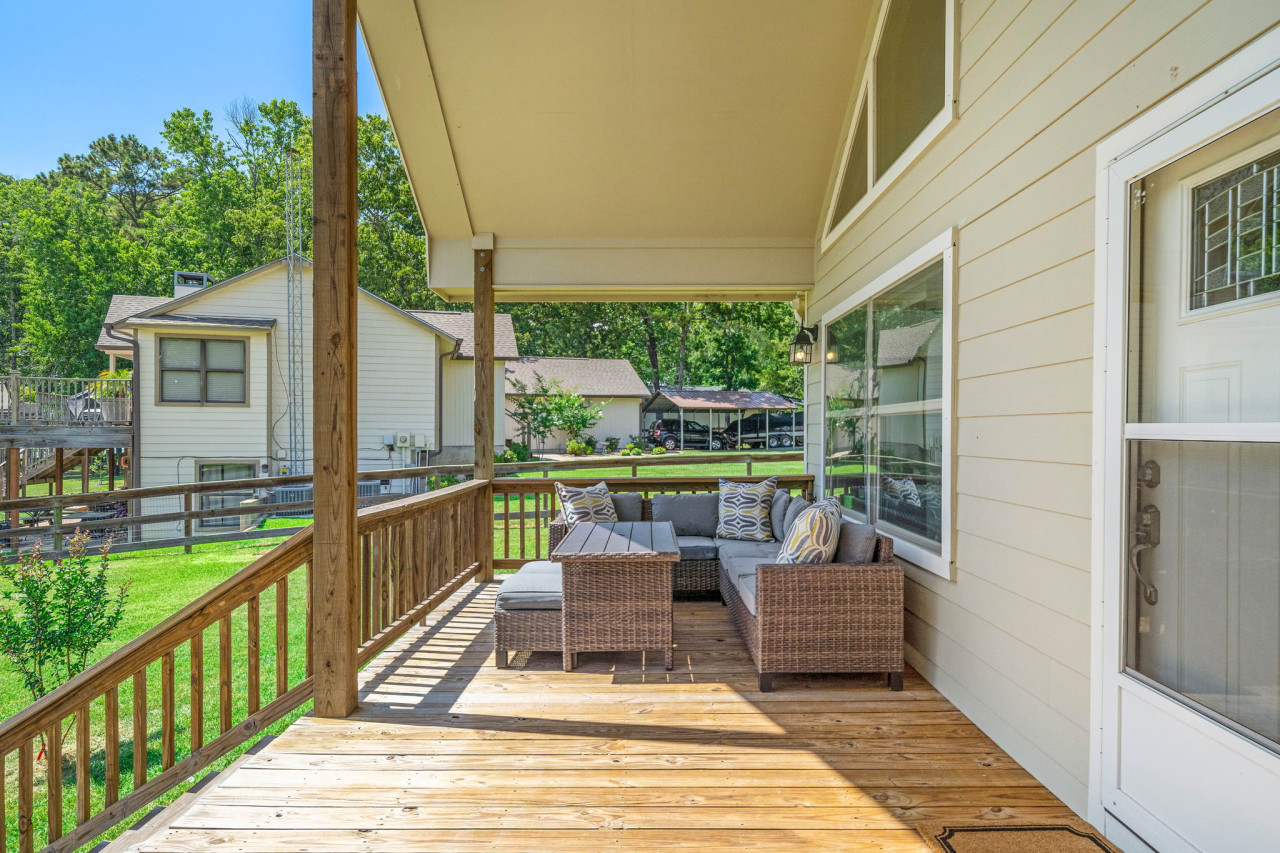 Book today and come relax on the charming porch