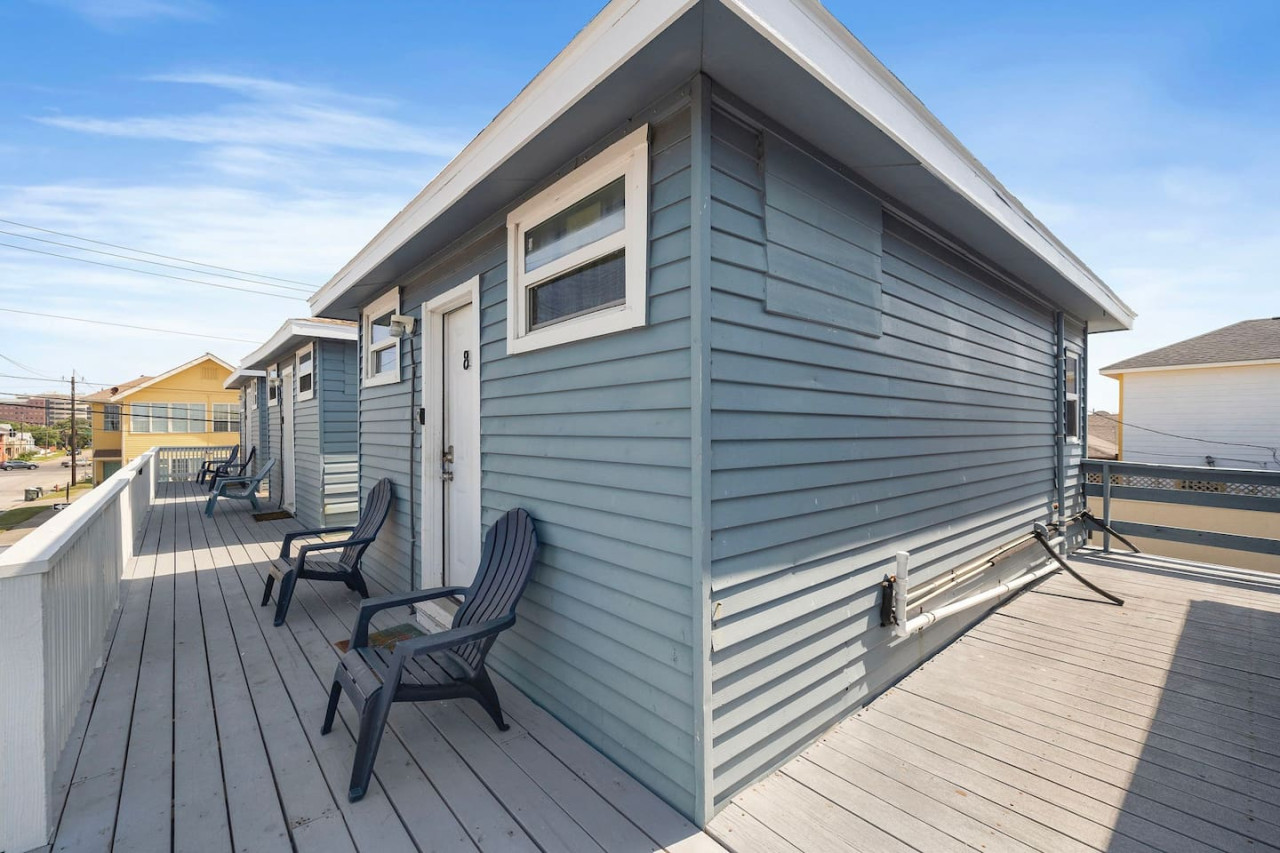 Book today and come relax on the charming porch