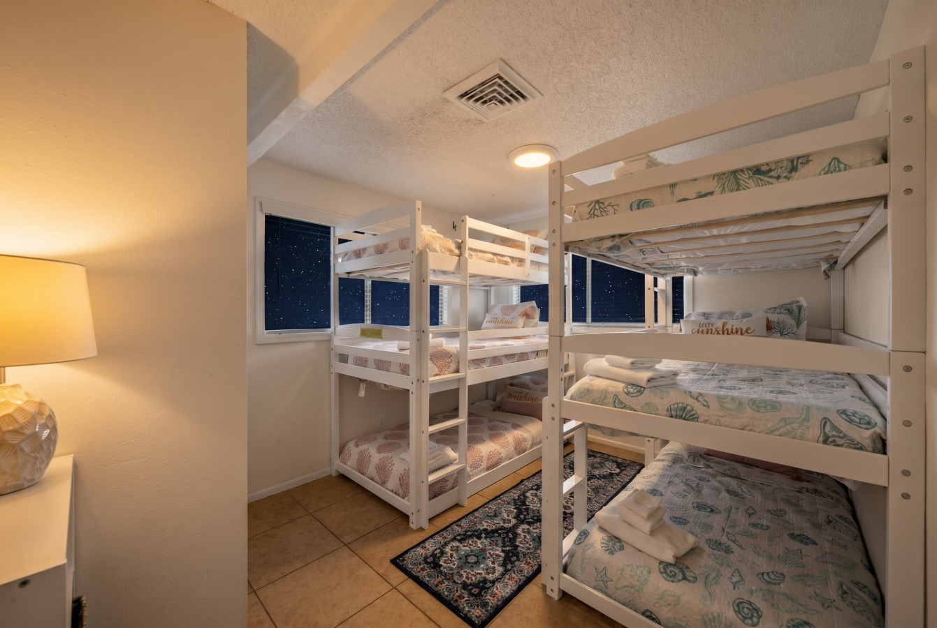 Bunk beds - Perfect for maximizing space without compromising on comfort