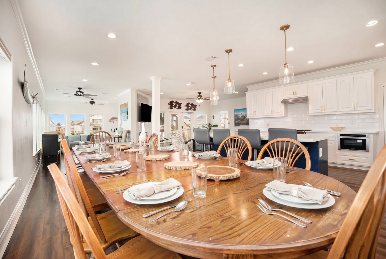 Another angle of the dining area