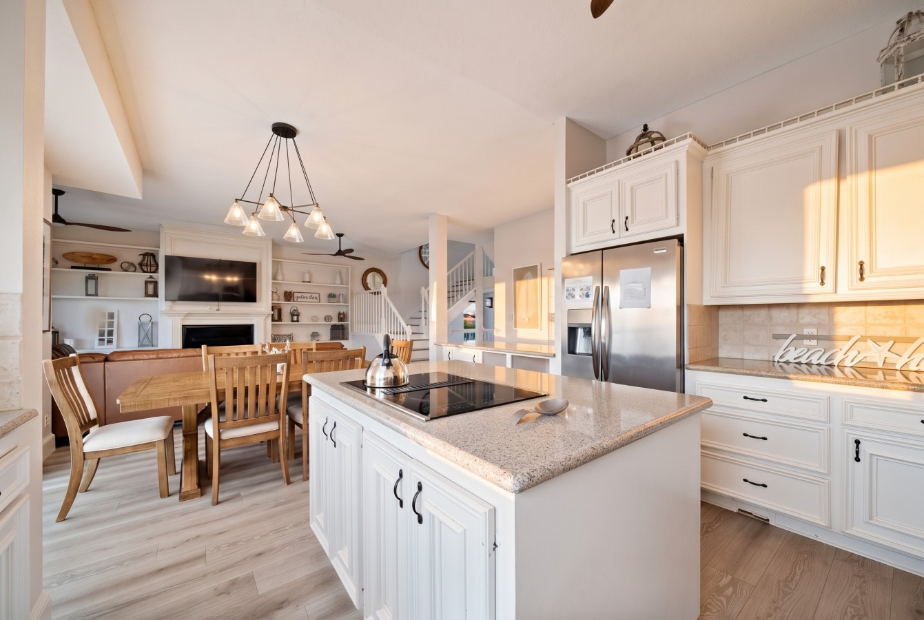 A kitchen perfect for preparing meals for the family!