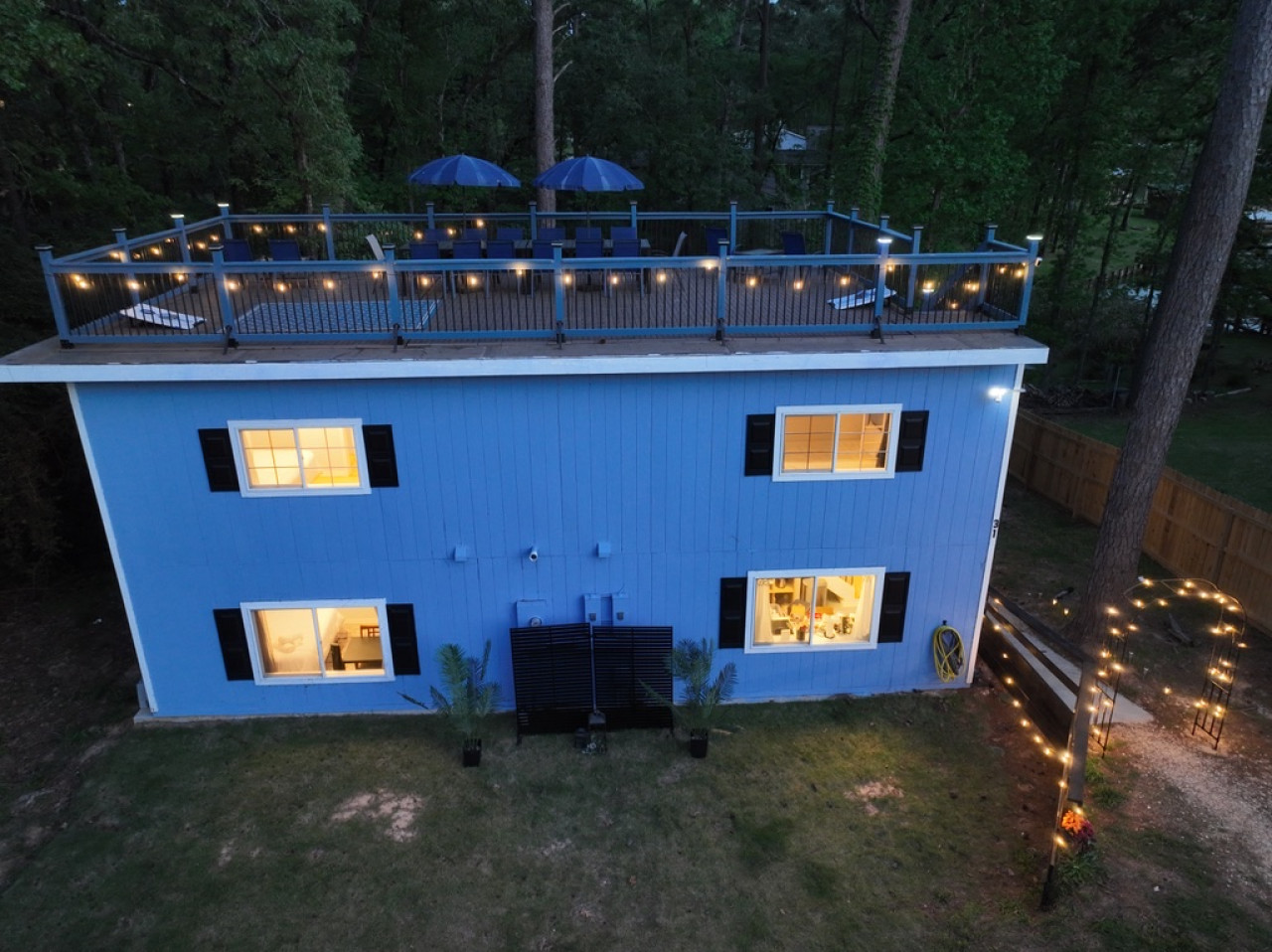 Evergreen Estate, a 5-bedroom BeachBox rental in Point Blank, TX