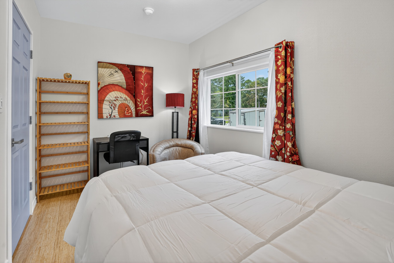 Welcome to the Silk Sanctuary! (Bedroom 2/5)
