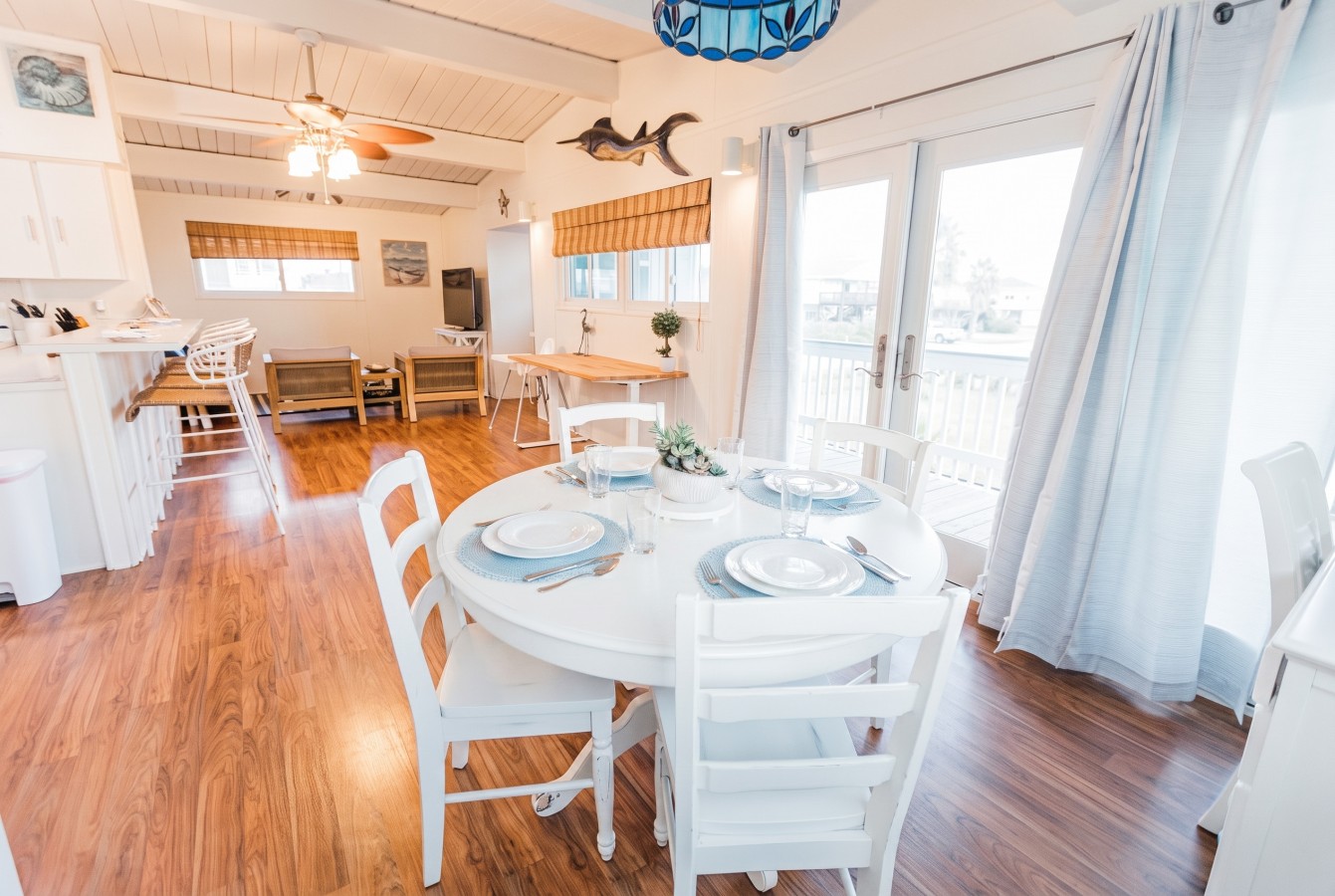 Create lasting memories around the dining table