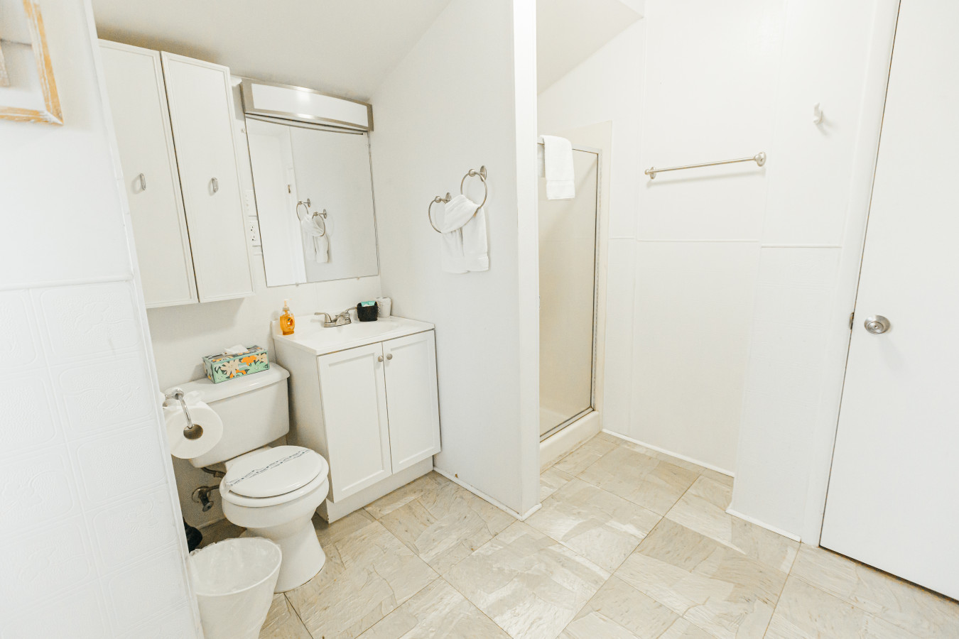 Another angle of the bathroom