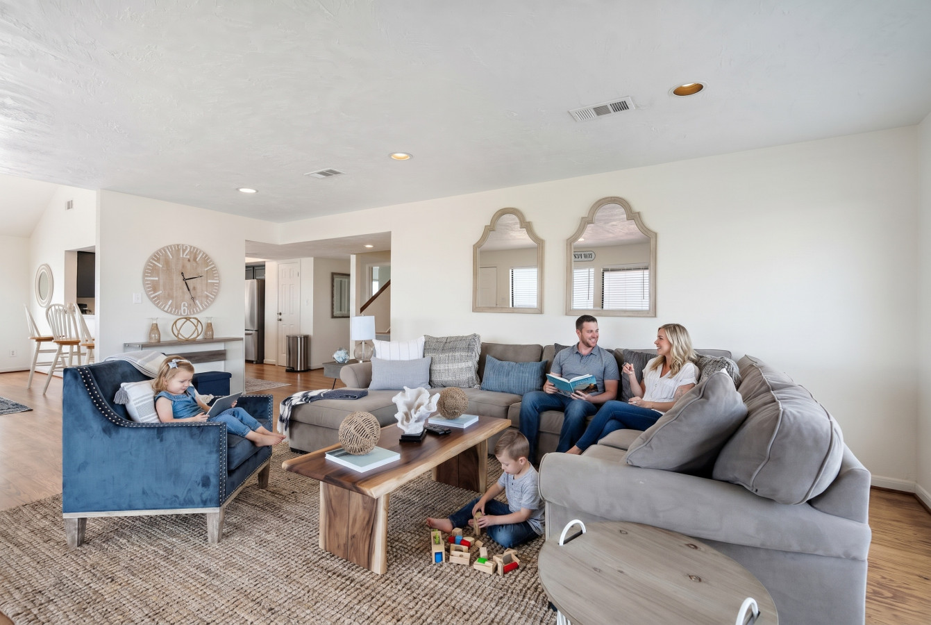 Cozy up for a movie night with the whole family!