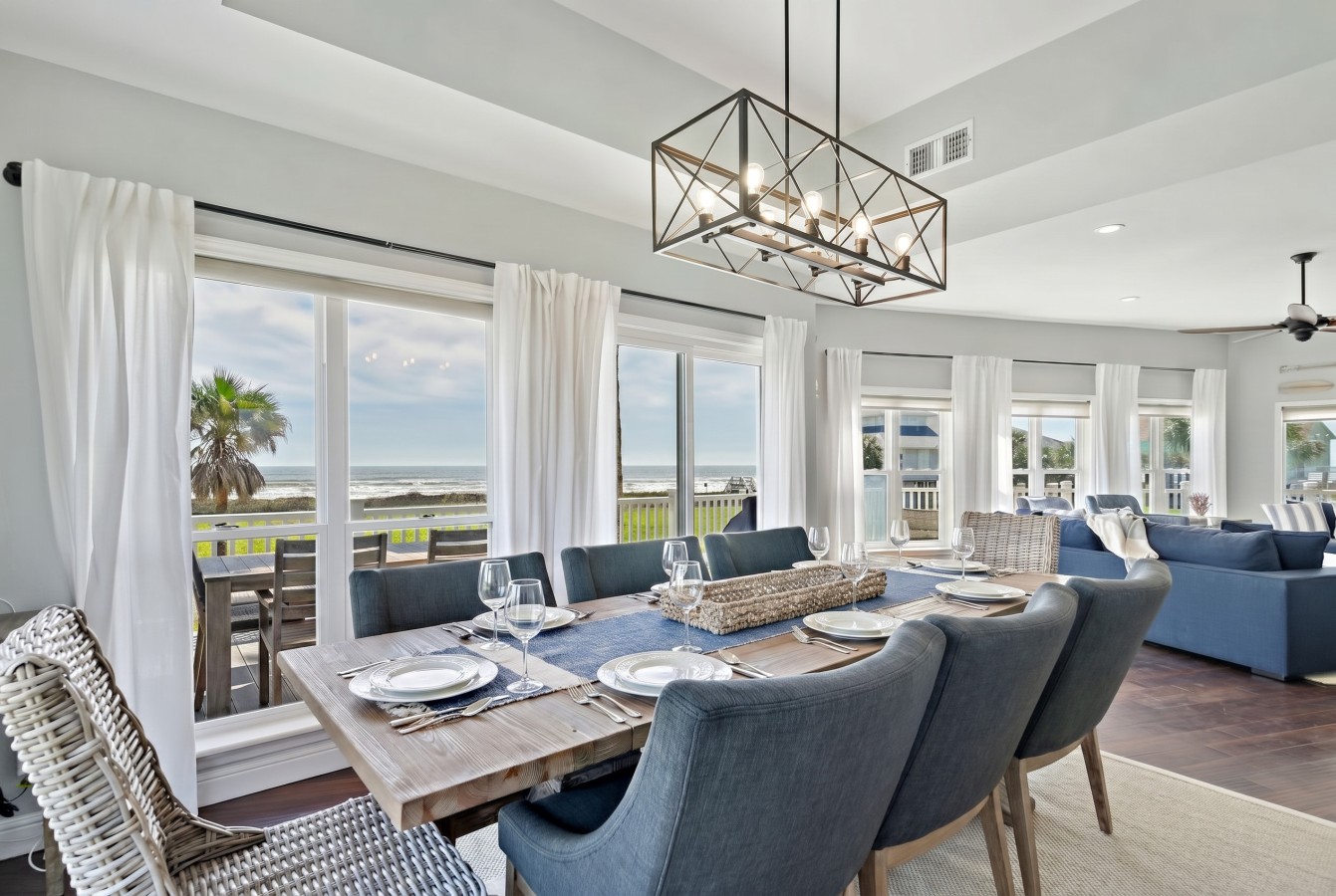 Create lasting memories around the dining table