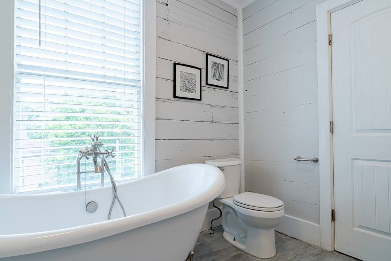 Feel pampered in this beautiful bathroom