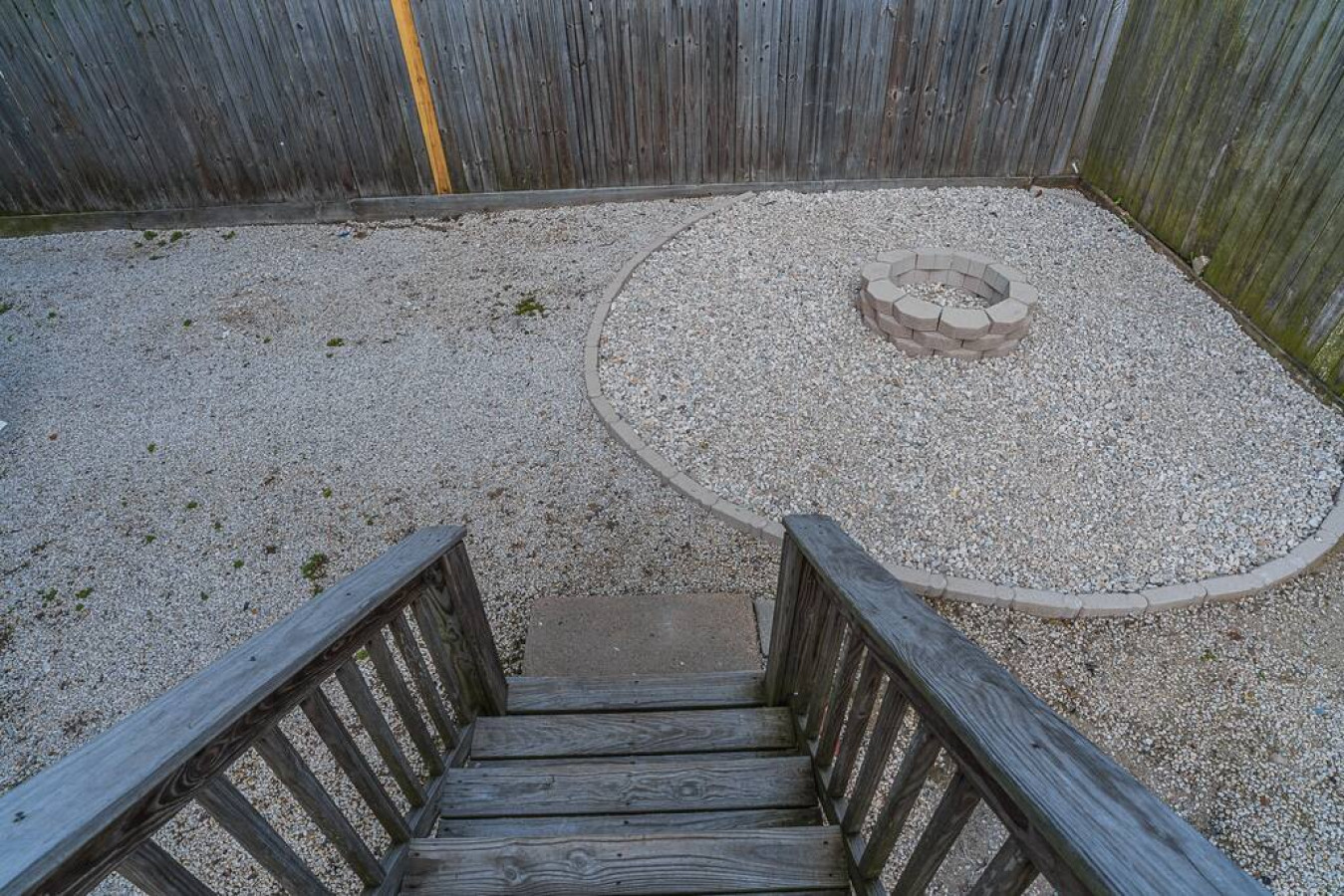 Enjoy laughter & games in this expansive yard