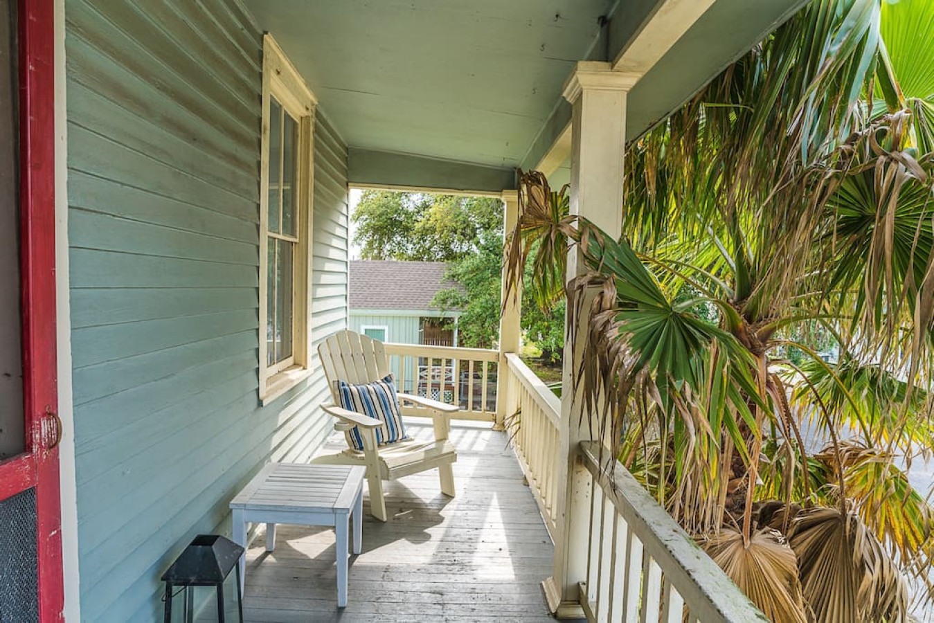 Book today and come relax on the charming porch