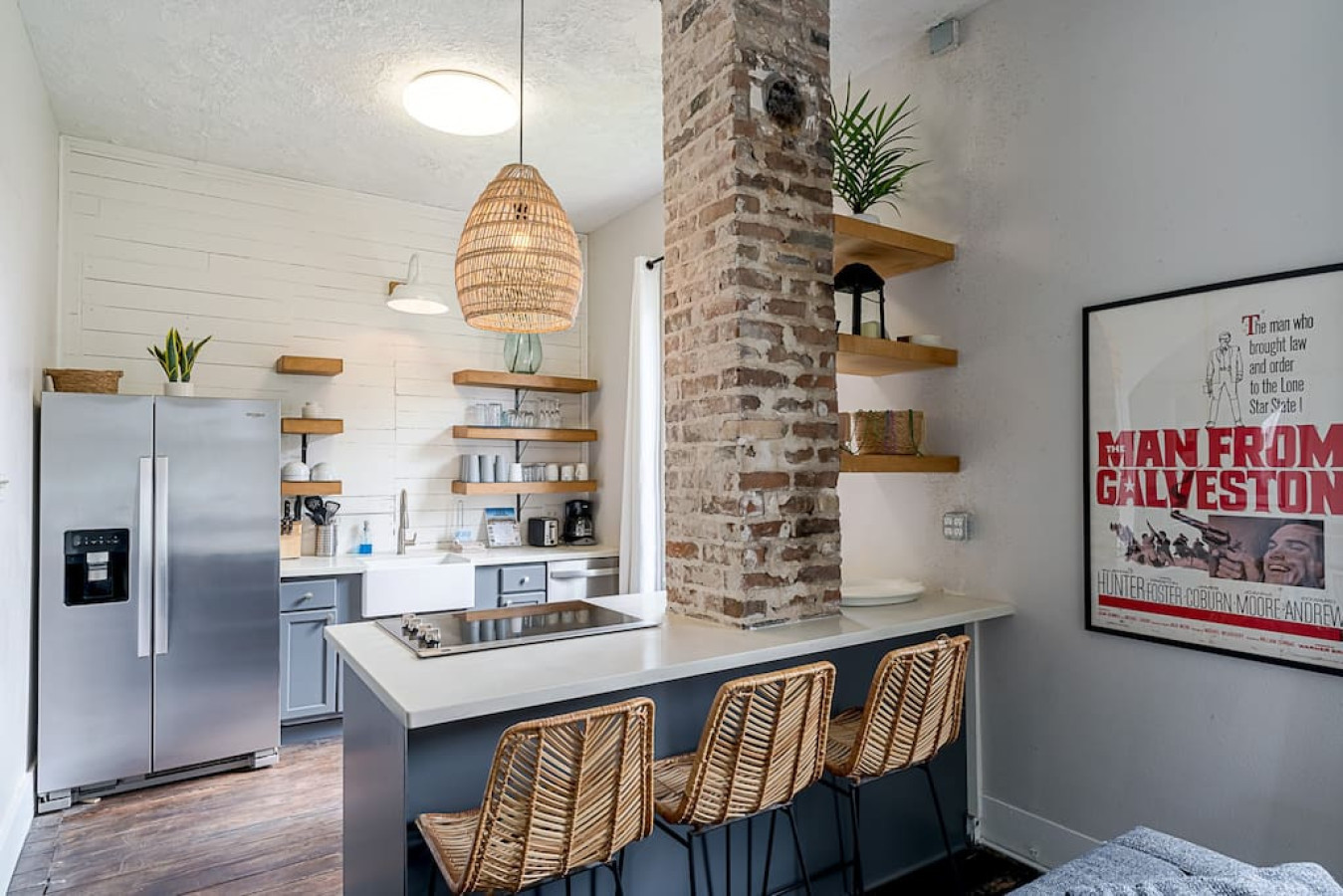 A kitchen perfect for preparing meals for the family!