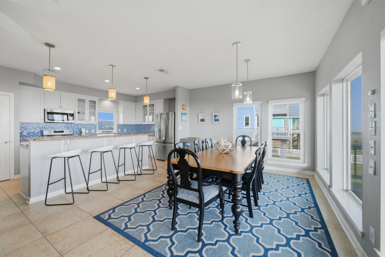 A welcoming space to enjoy food, conversation, and company
