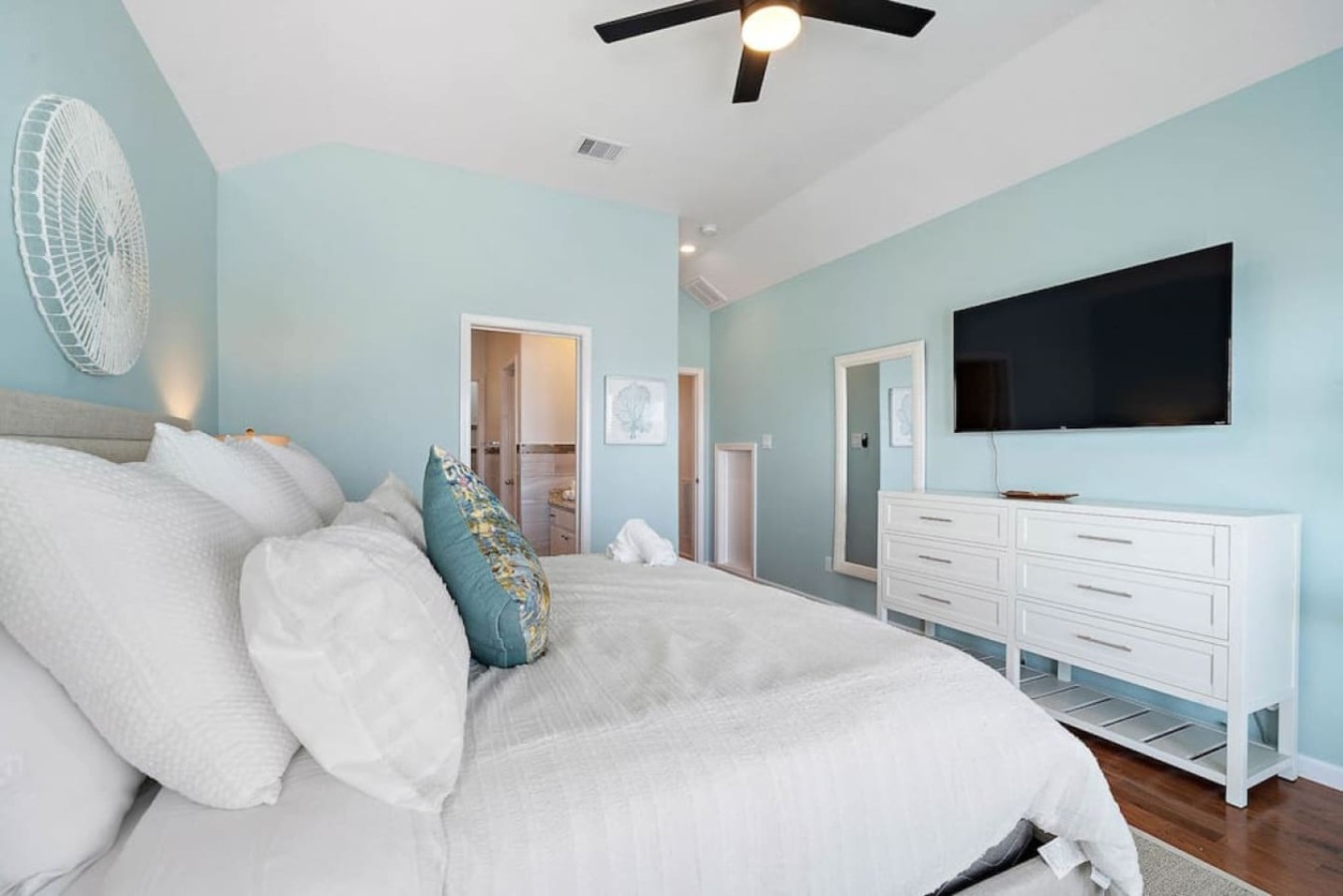 A cozy room for sweet dreams and restful nights