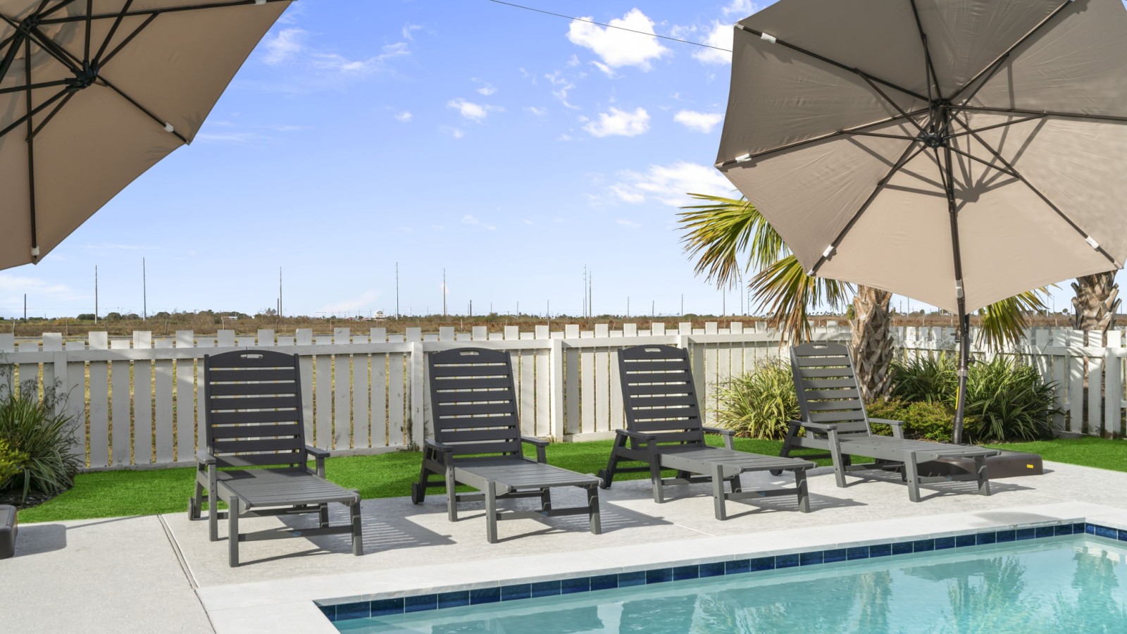 Relax and dine al fresco by the sparkling pool