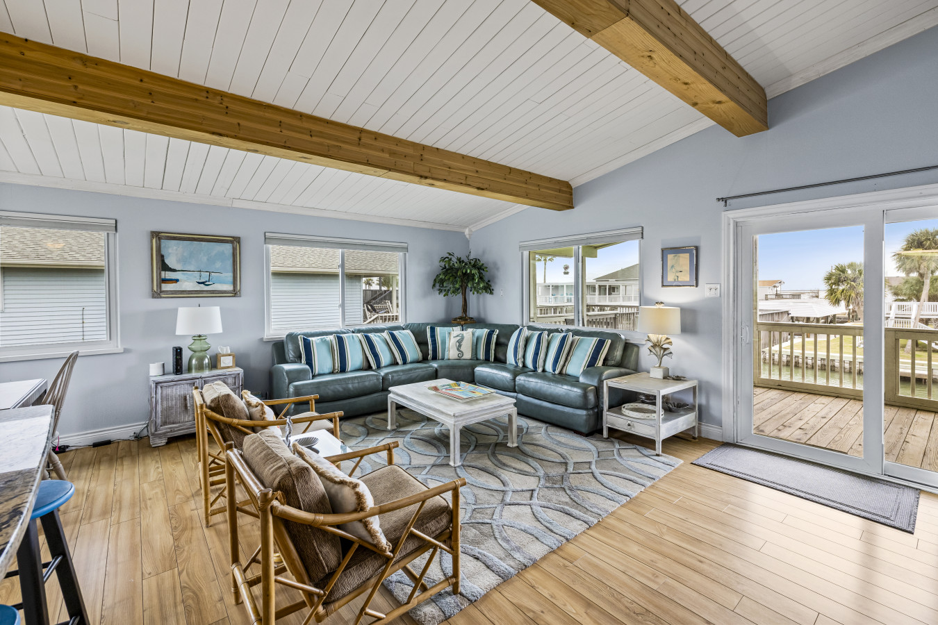 The perfect spot for movie nights and casual conversations