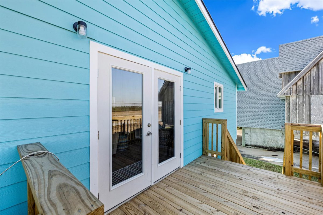 Relax & unwind on this charming porch