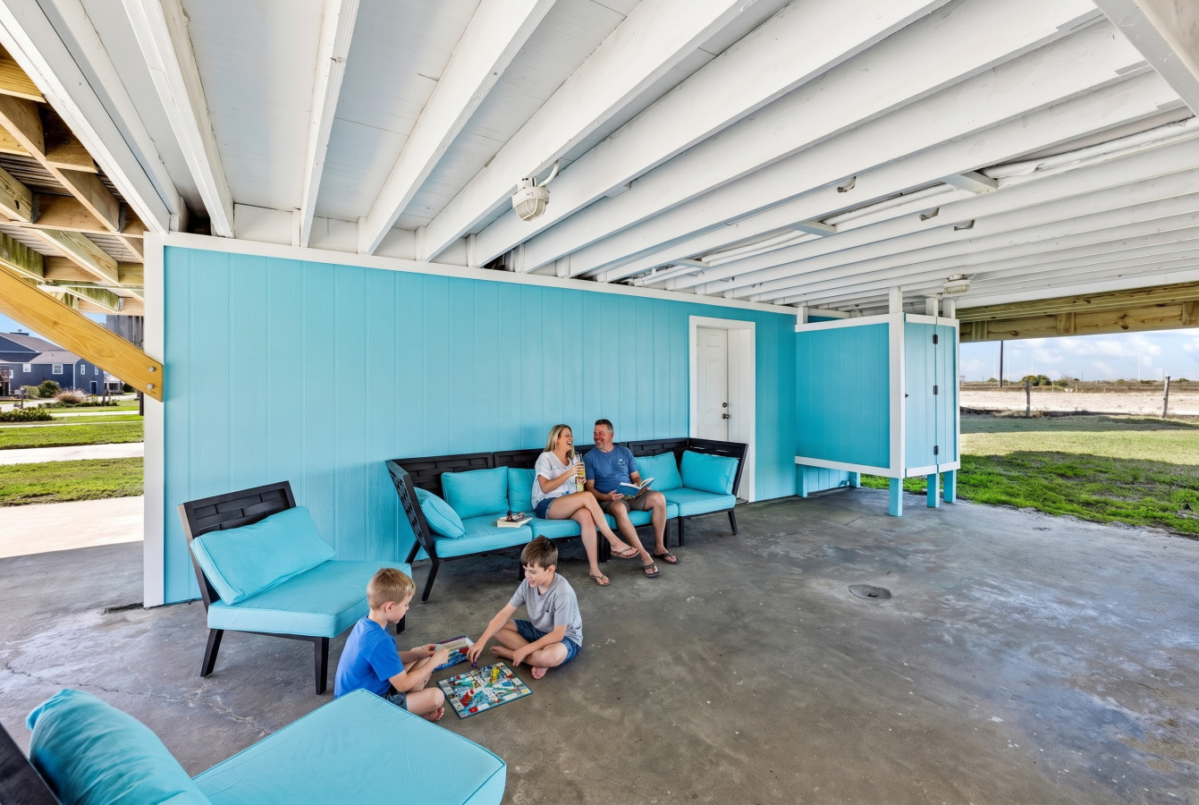 Unwind & relax with a cool drink in the shade