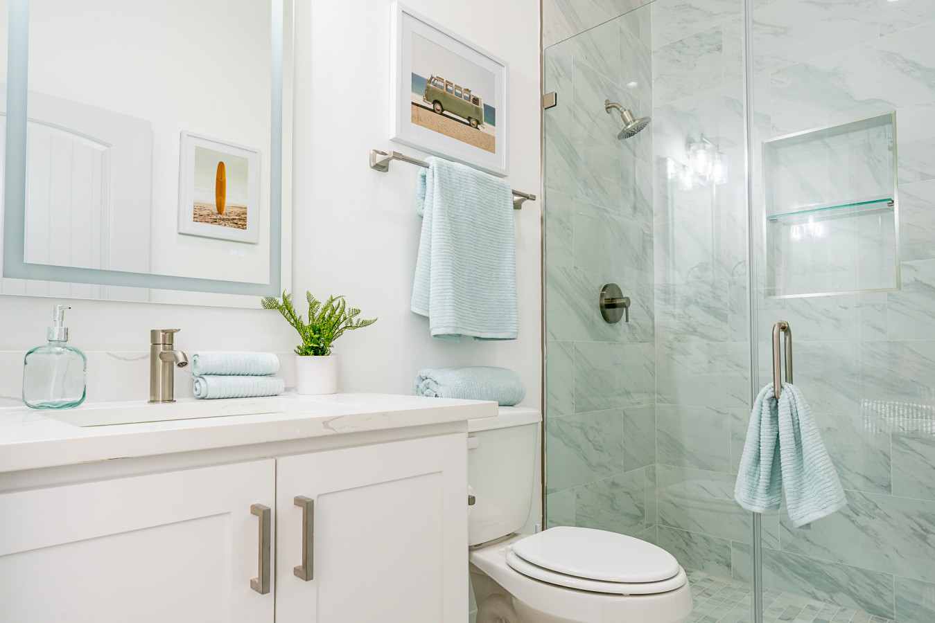 This bathroom is connected to the queen bedroom