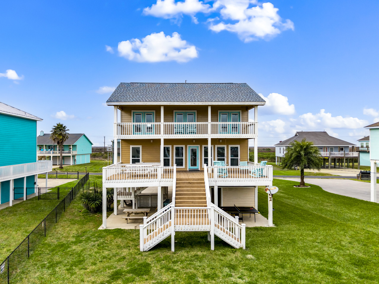 Room to relax, play, and unwind outdoors