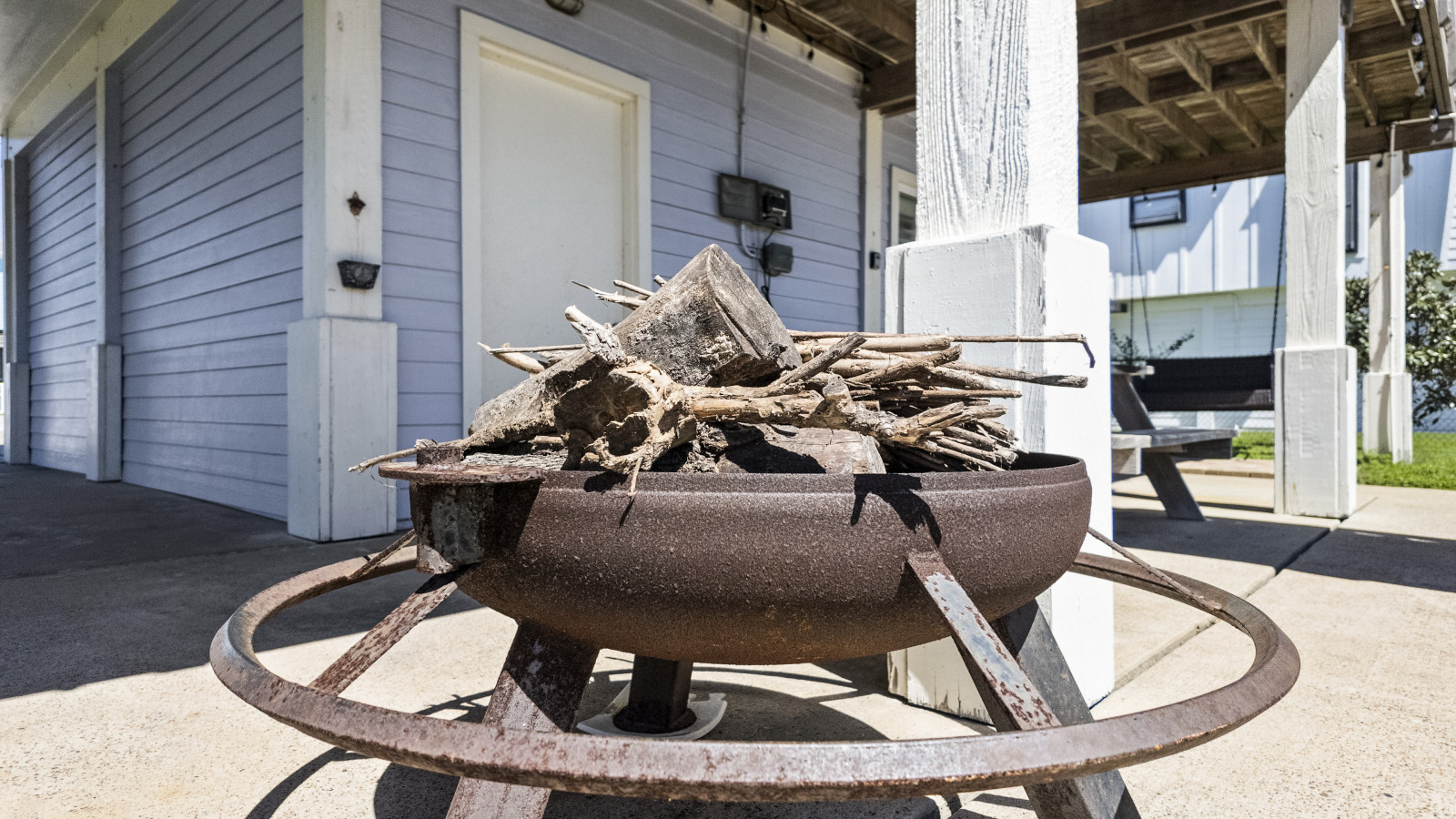 Gather around the fire pit for warm, memorable nights