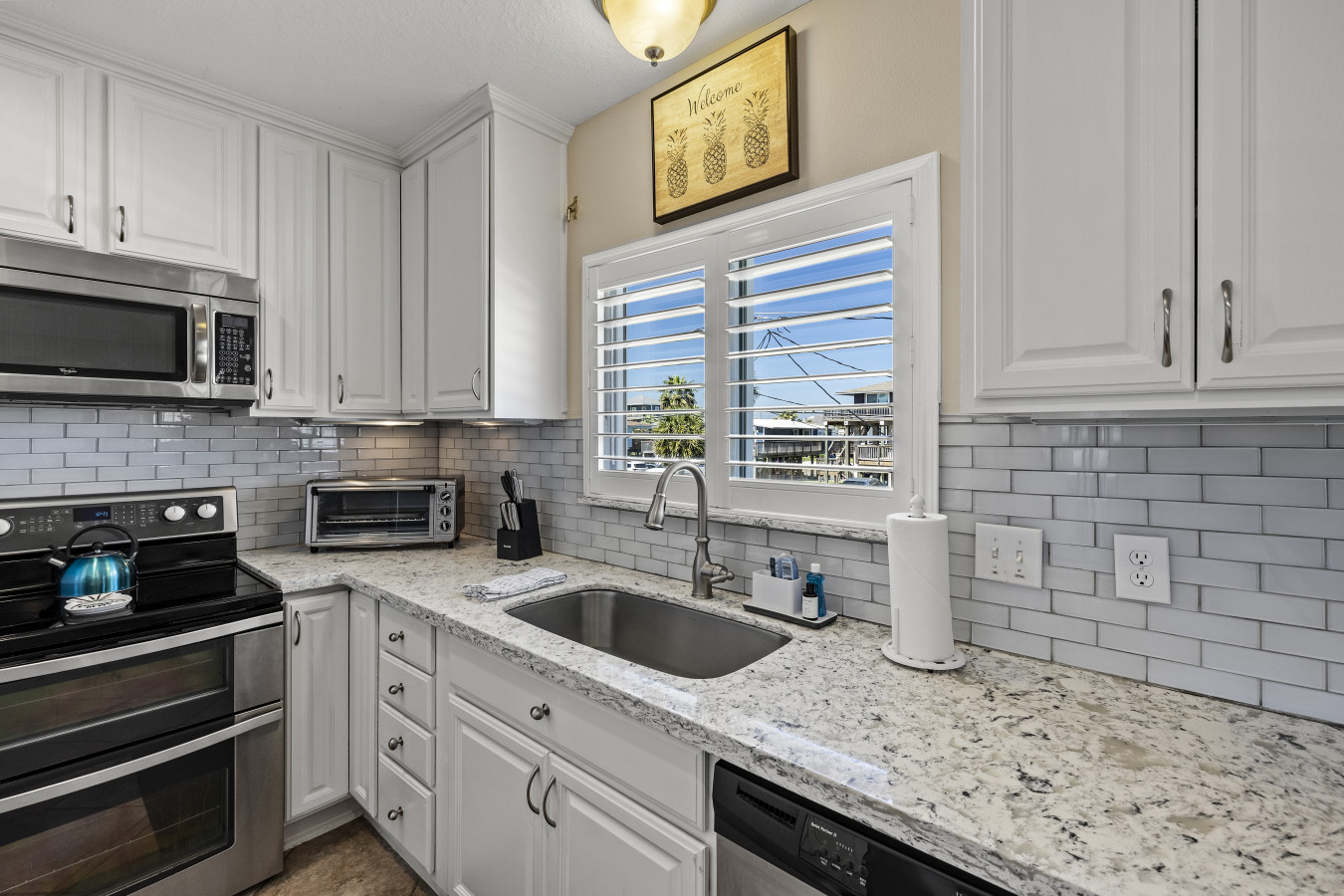 Enjoy cooking with a view in this light-filled space