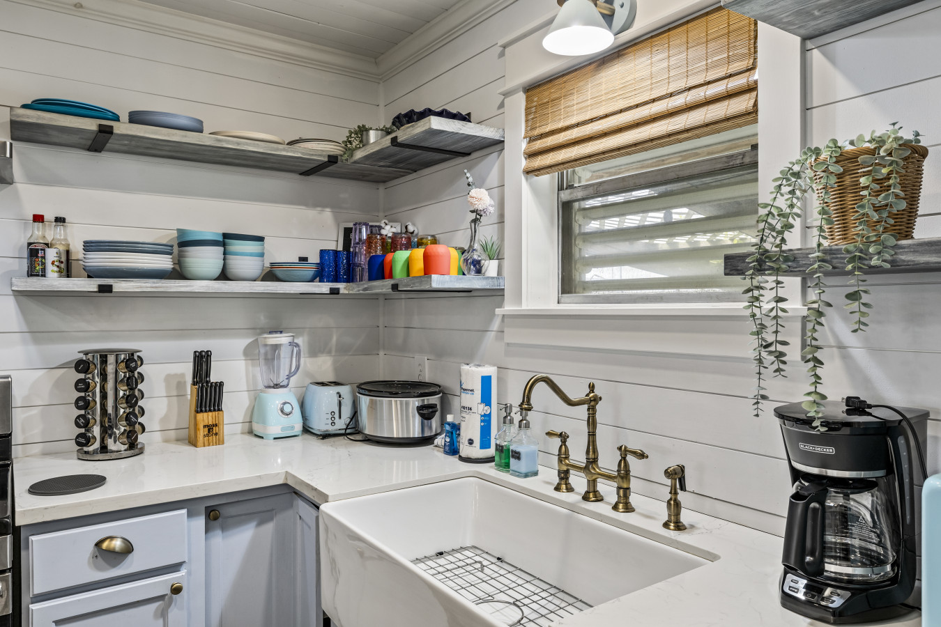 Everything you need is within reach in this well-equipped kitchen
