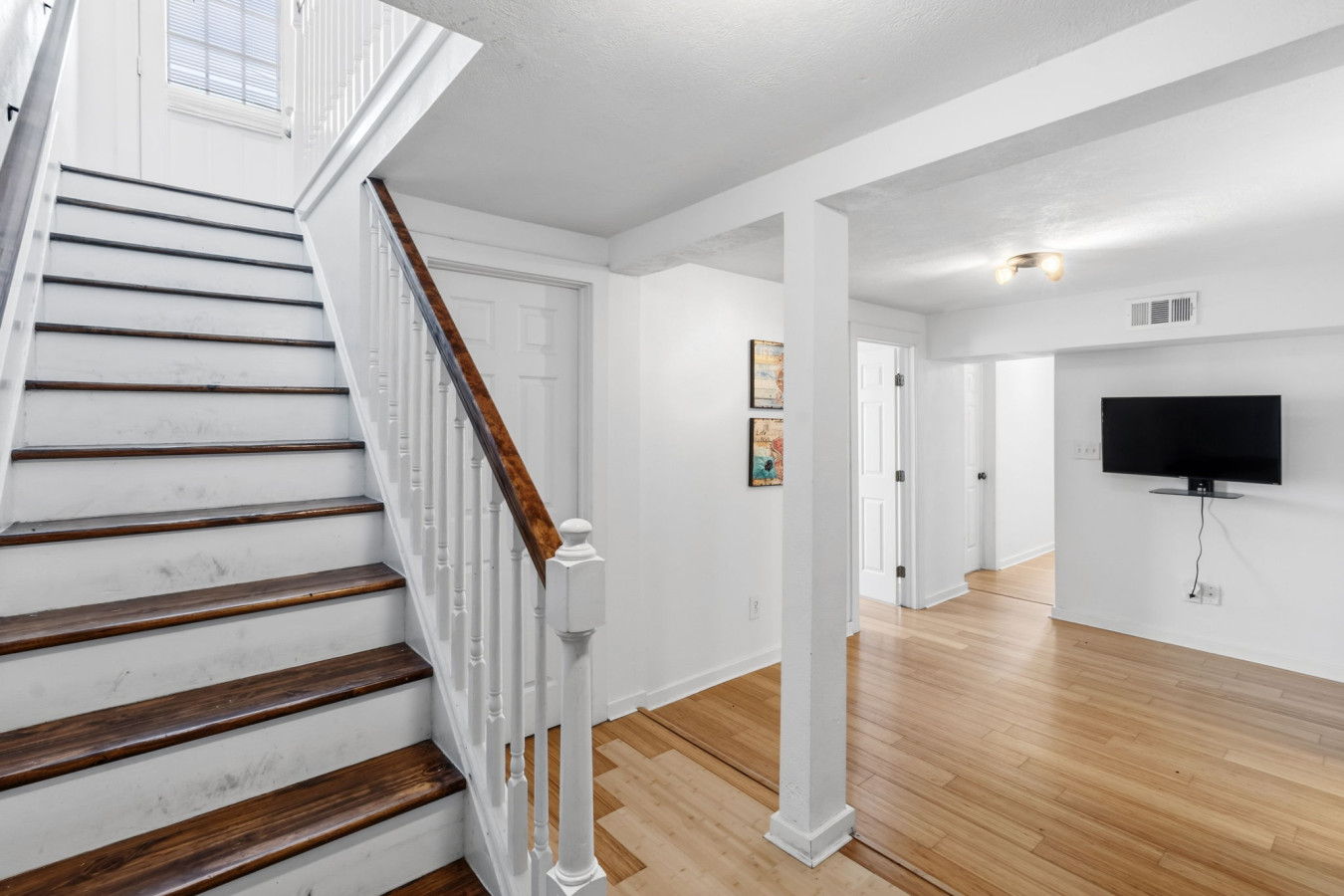 Space to relax and unwind in this cozy retreat