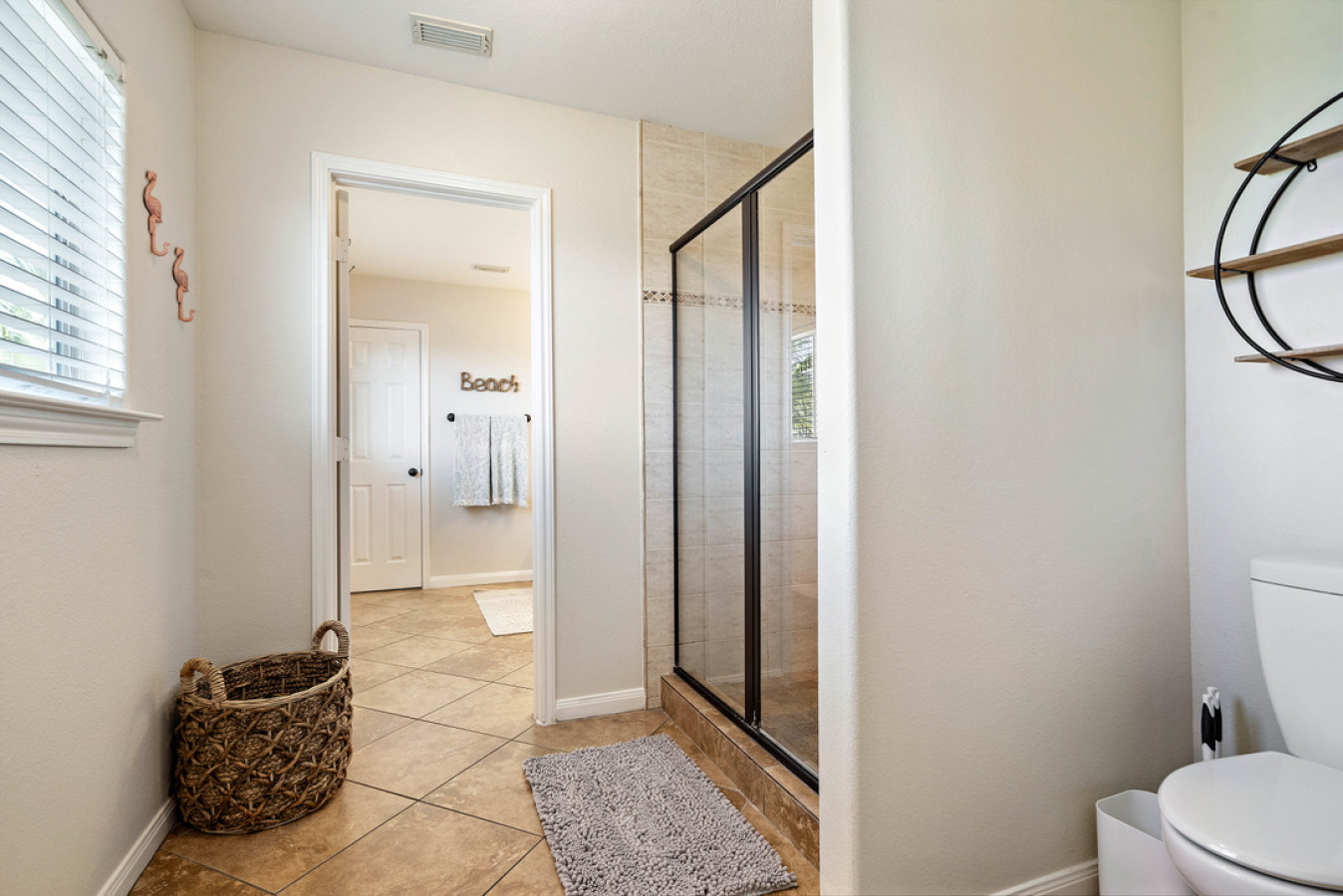 Feel pampered in this beautiful bathroom