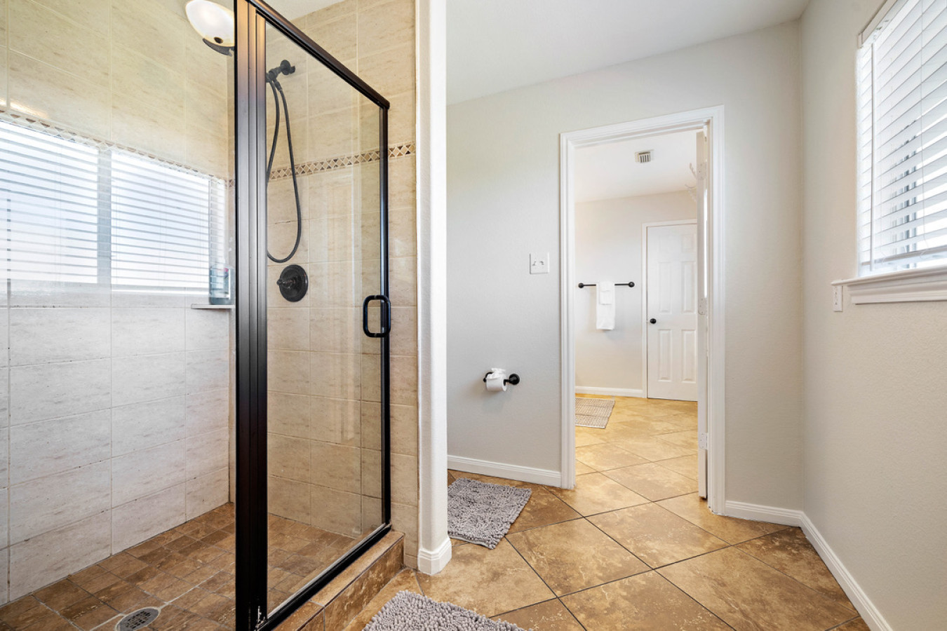 A luxurious bathroom ready for you to enjoy