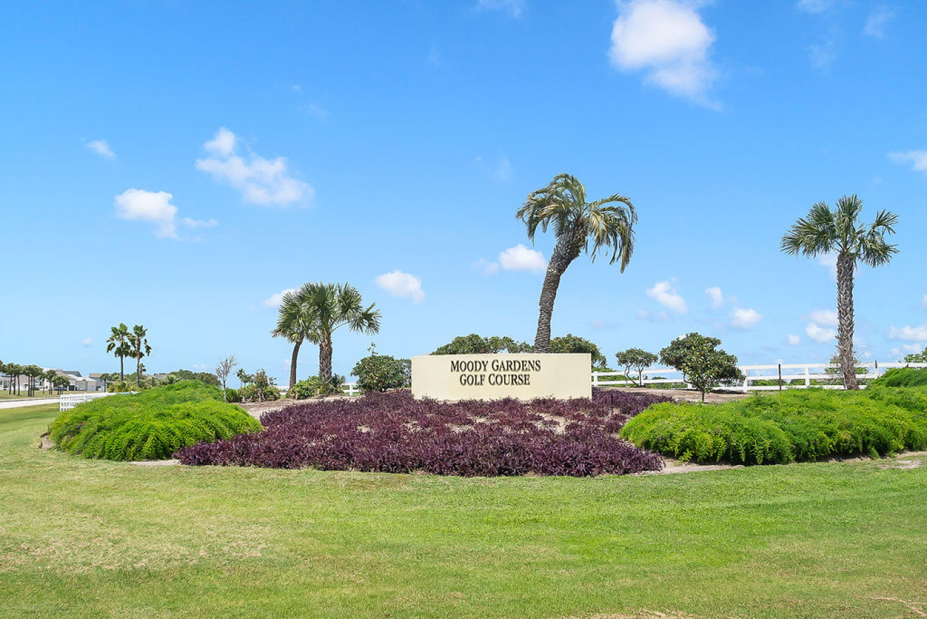 Tee off at the nearby Moody Gardens Golf Course