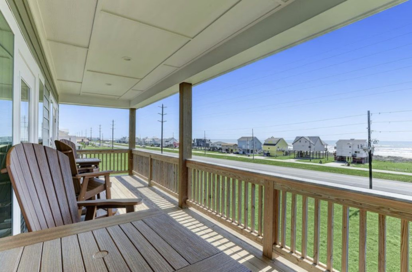 Book today and come relax on the charming porch