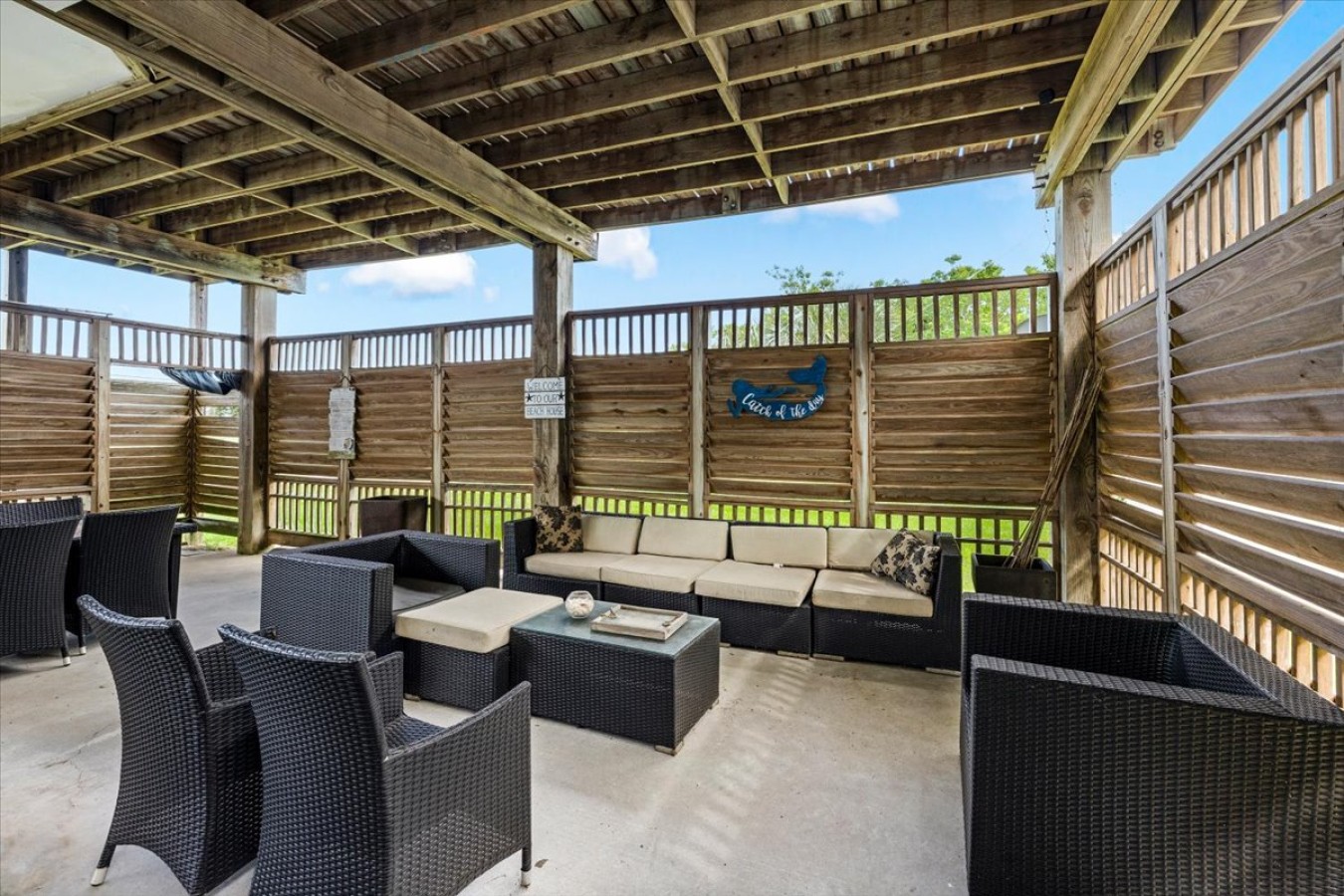 The hang spot you never knew you needed
