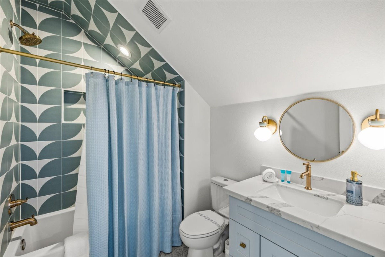 This bathroom is shared by the upstairs bedrooms
