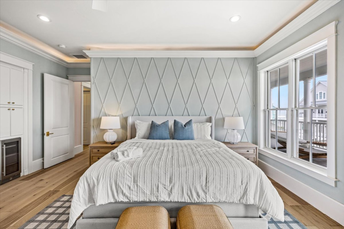 Imagine drifting off to sleep in this bedroom