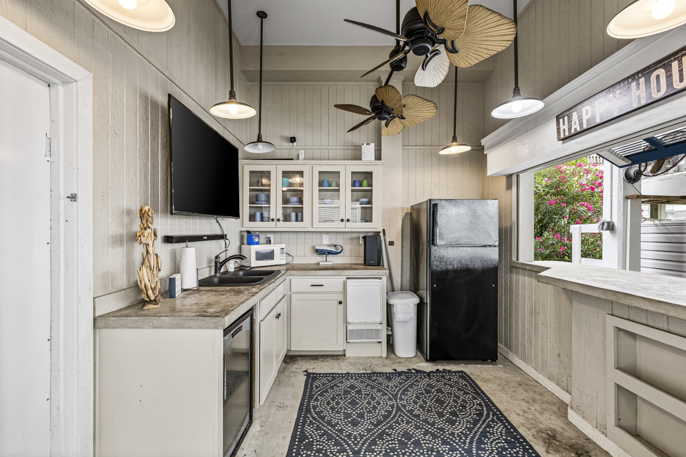This is an additional kitchen space for your use