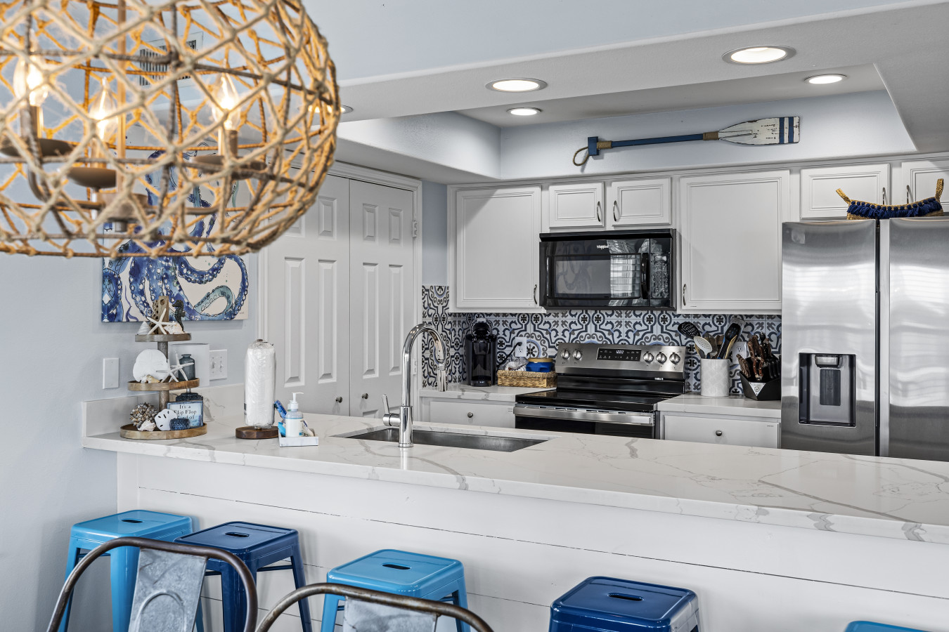 A kitchen perfect for preparing meals for the family!