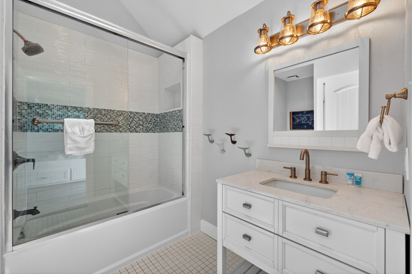 A gorgeous shower that makes every morning feel like a spa day