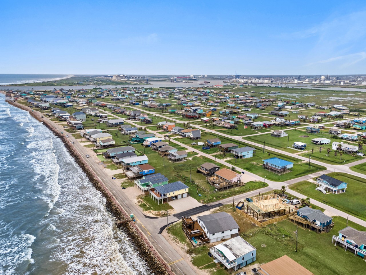 Welcome to your Surfside getaway