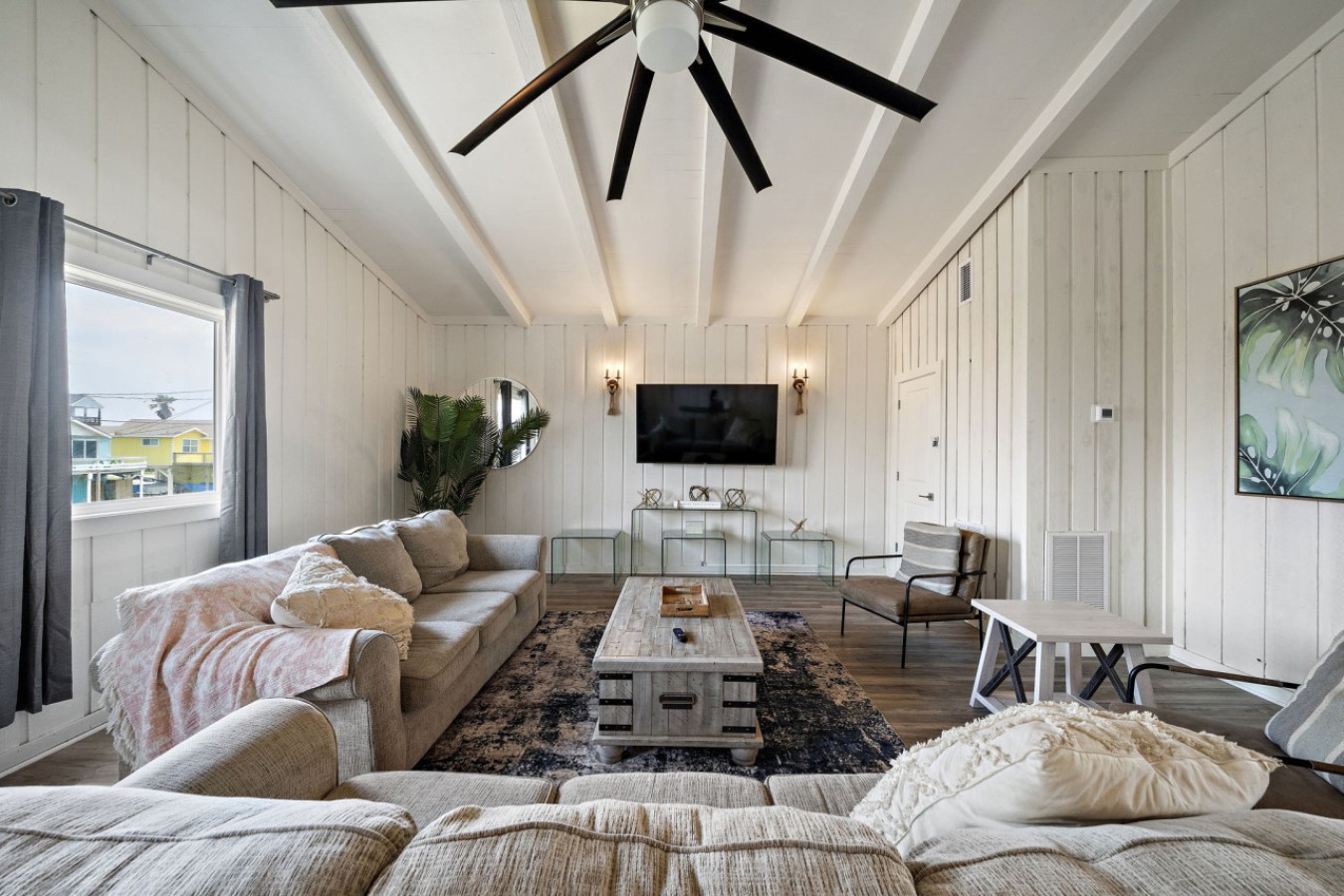 Cozy up for a movie night with the whole family!
