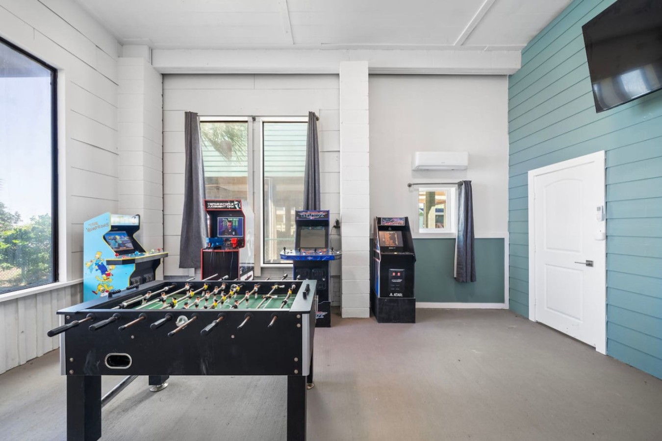 Family game nights & endless fun await