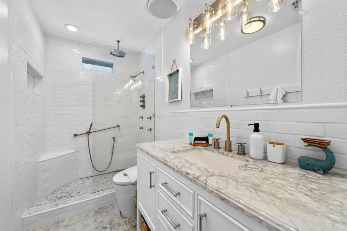 Unwind in this beautiful bathroom
